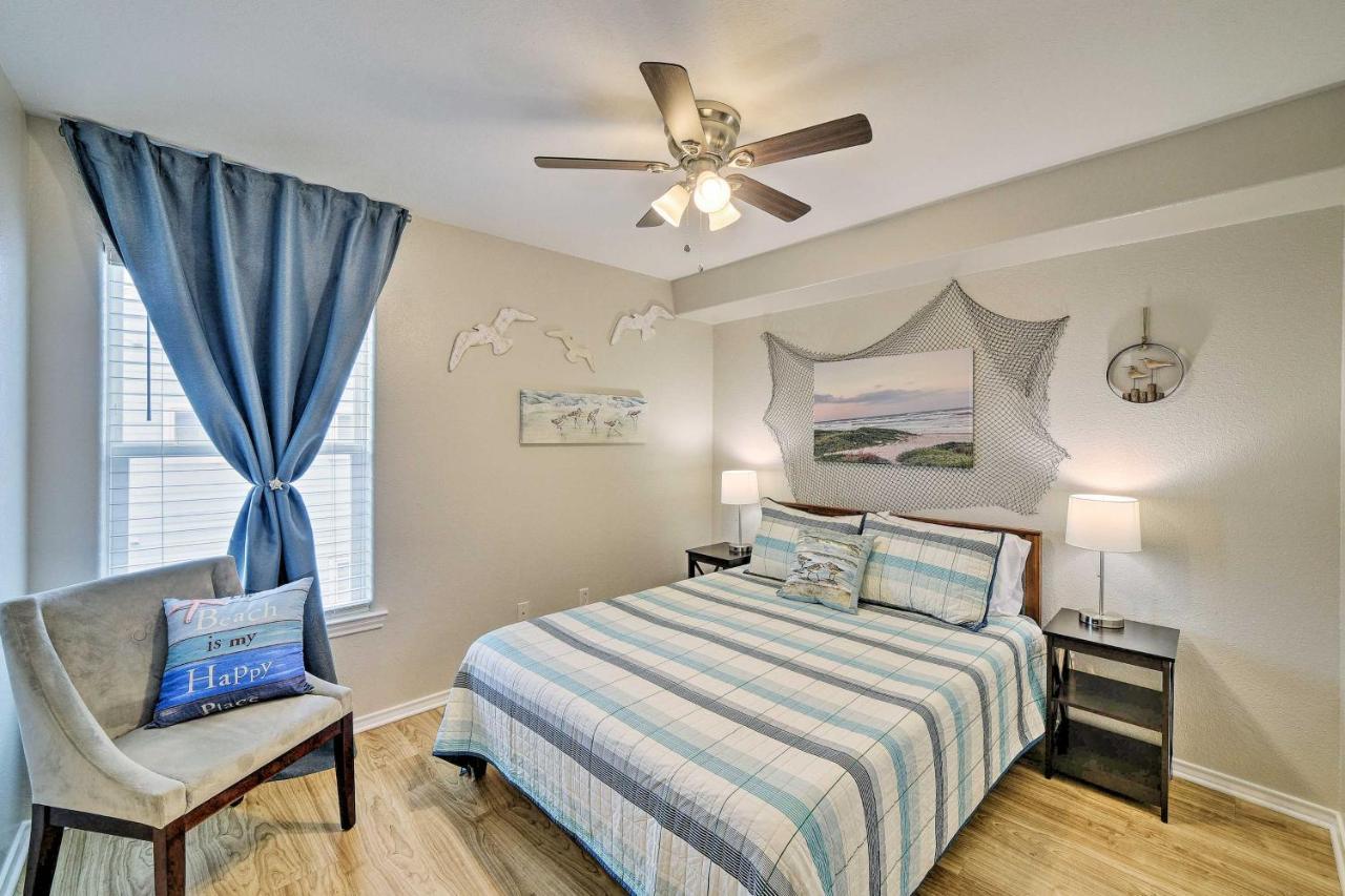 Corpus Christi Condo With Pool Access, Walk To Beach Exterior photo
